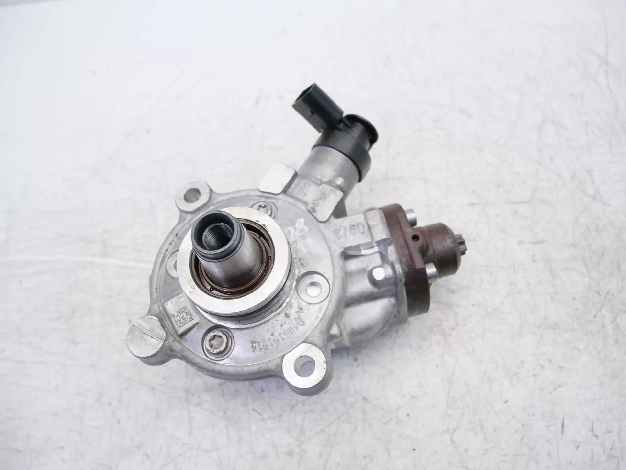 Bomba de alta presión Mercedes-Benz 2.0 220 d OM 654.920 OM654 0445010796 A6540704601