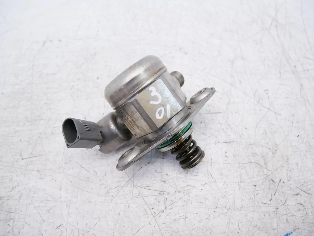 Bomba de combustible Mercedes-Benz 2,0 M 270.920 A2700700501