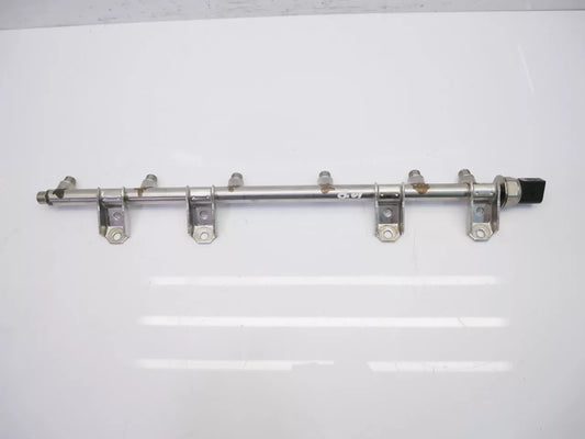 Rampa de inyectores BMW 3,0 335 i xDrive N54B30A N54 7575480