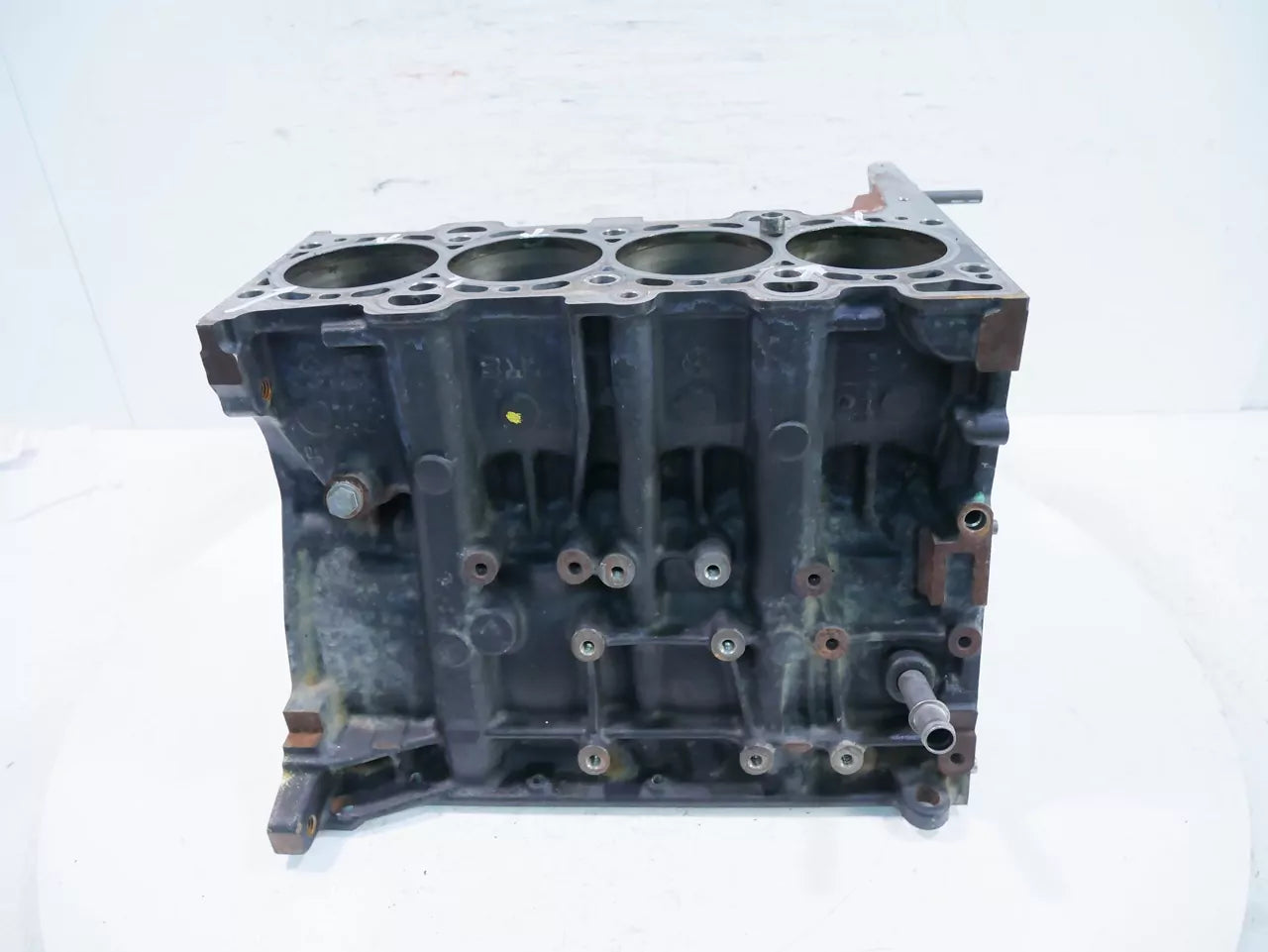 Bloque de motor Defect BMW 2,0 Diesel 204D4 M47D20 M47 7786664