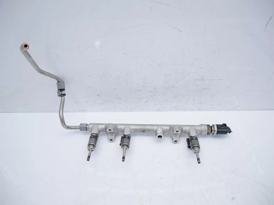 Rampa de inyectores Audi 1,5 TFSI DADA 05E133320