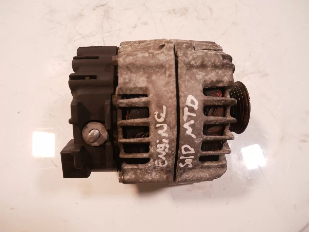 Alternador BMW 2,0 D Diesel 120 d N47D20C 7802261
