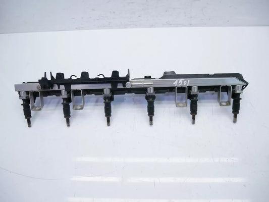 Rampa de inyectores BMW 3,0 i 30 xDrive si N52B30A N52 7531634