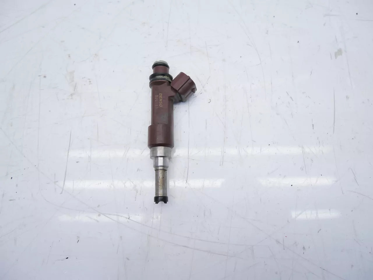 Inyector Boquilla de inyección Suzuki 1,6 gasolina M16A 297500-1480
