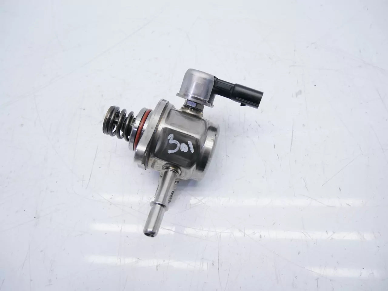 Bomba de combustible Ford Mustang 5.0 V8 MF8F JR3E-9D376-BE