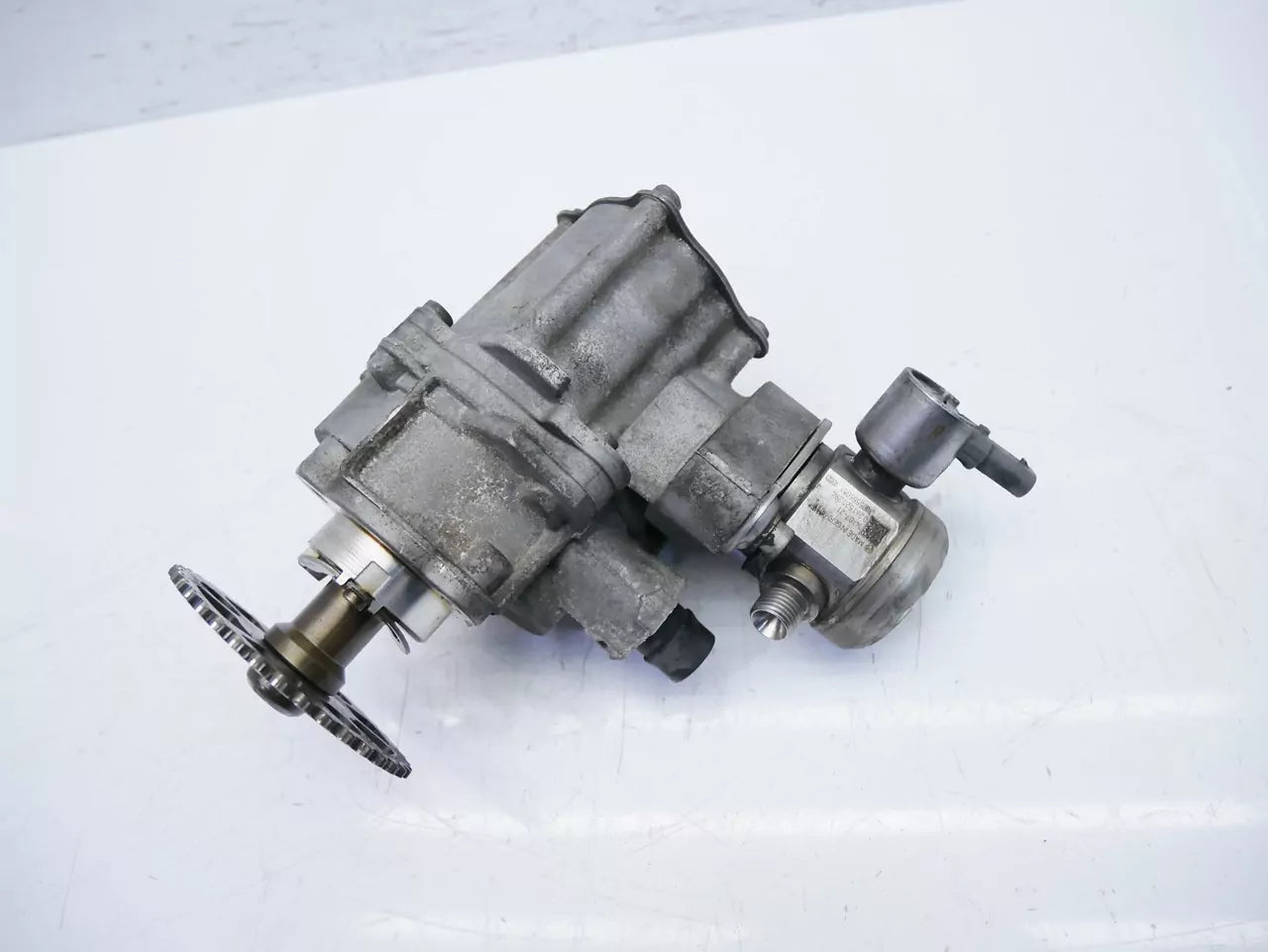 Bomba de combustible BMW X5 F15 3.0 xDrive 35 i N55B30A N55 7604231