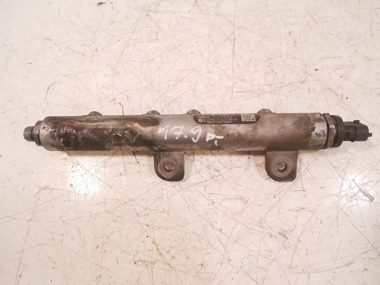 Rampa inyectora Jaguar 3,0 D Diesel DOHC 306DT AJTDV6 9X2Q-9D280-FA