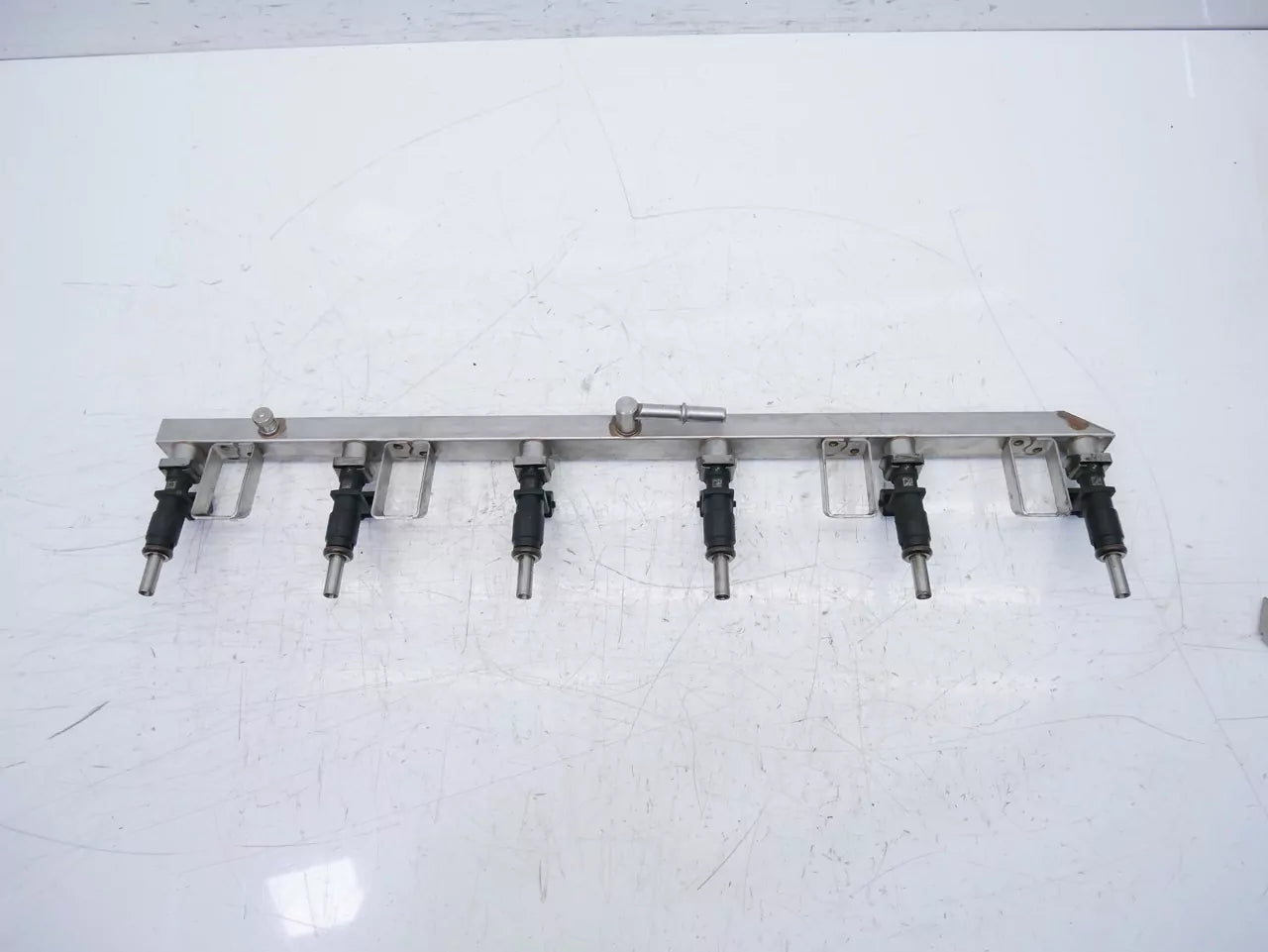 Rampa de inyectores BMW 3,0 i N52B30A N52 7542050 7531634