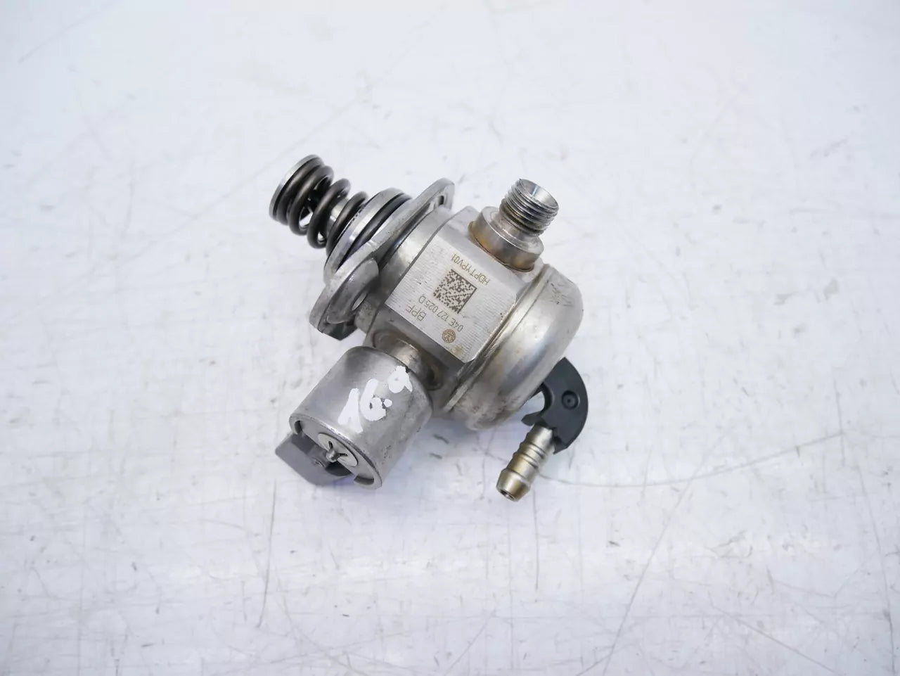 Bomba de combustible Volkswagen 1,4 TSI CZC CZCA 04E127025D