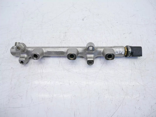 Rampa inyectora Volkswagen 1,0 TSi DLAA DLA 05C133320A