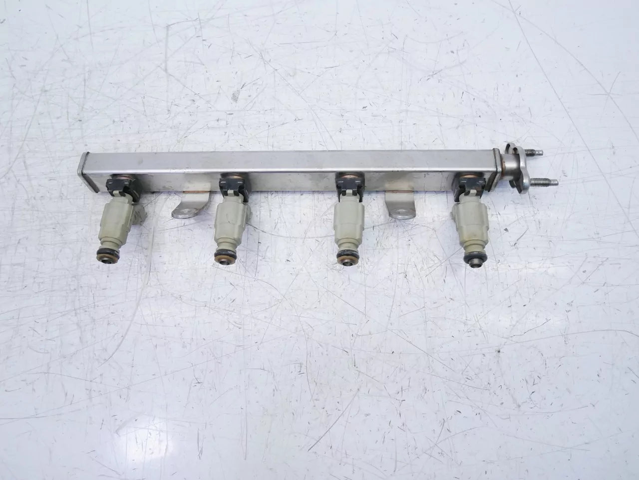 Rampa de inyectores Hyundai 1,2 MPI gasolina G4LA 35340-03000