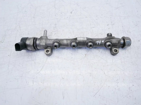 Rampa inyectora Audi Seat Volkswagen 1,6 TDI CLHA CLH 04L089B