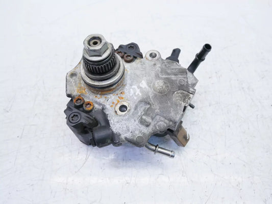 Bomba de alta presión Mercedes-Benz CLA X117 C117 2.2 CDI OM651.930 651.930 A6510701801