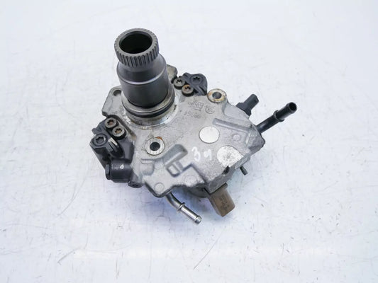 Bomba de alta presión Mercedes-Benz 2.2 CDI C 220 250 OM 651.921 A6510703101