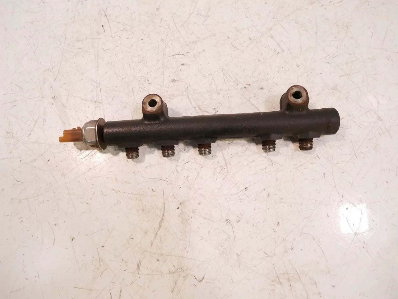 Rampa inyectora Citroen 1,6 BlueHDI BHY DV6FD 9804776780