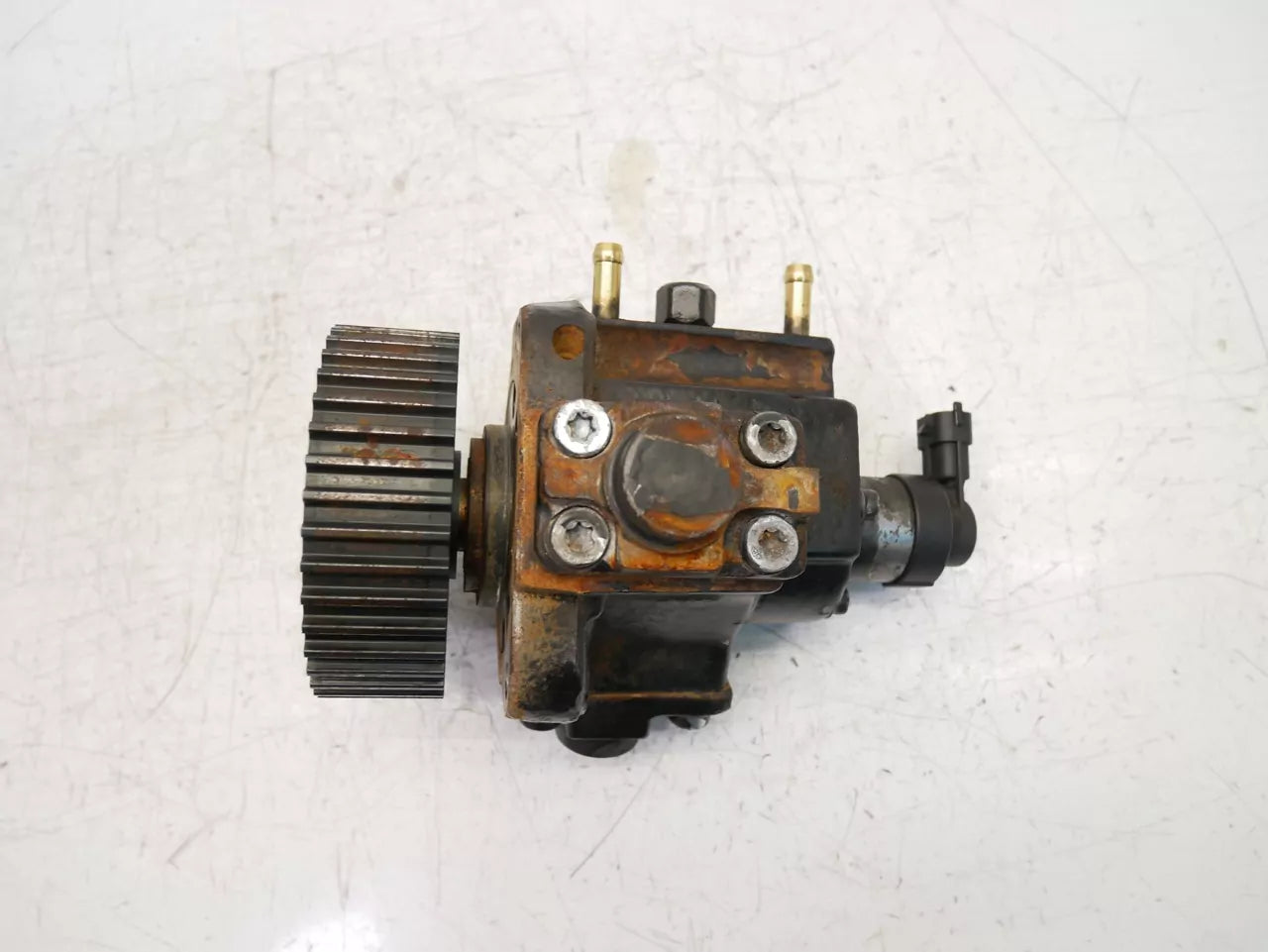 Bomba de alta presión Suzuki SX4 Vitara 1.6 DDiS D16AA 55253490