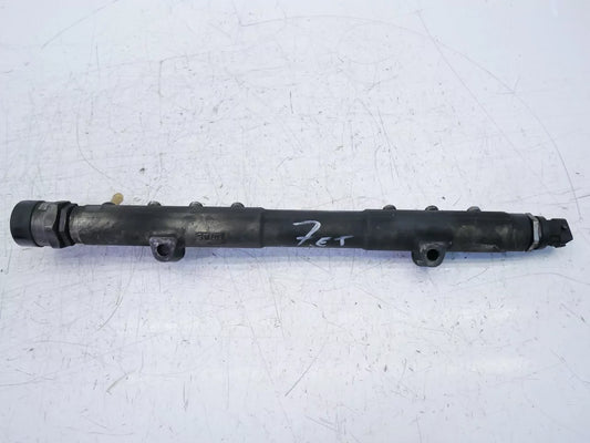 Rampa de inyectores Volvo 2,4 D5 AWD D5244T4 30757146