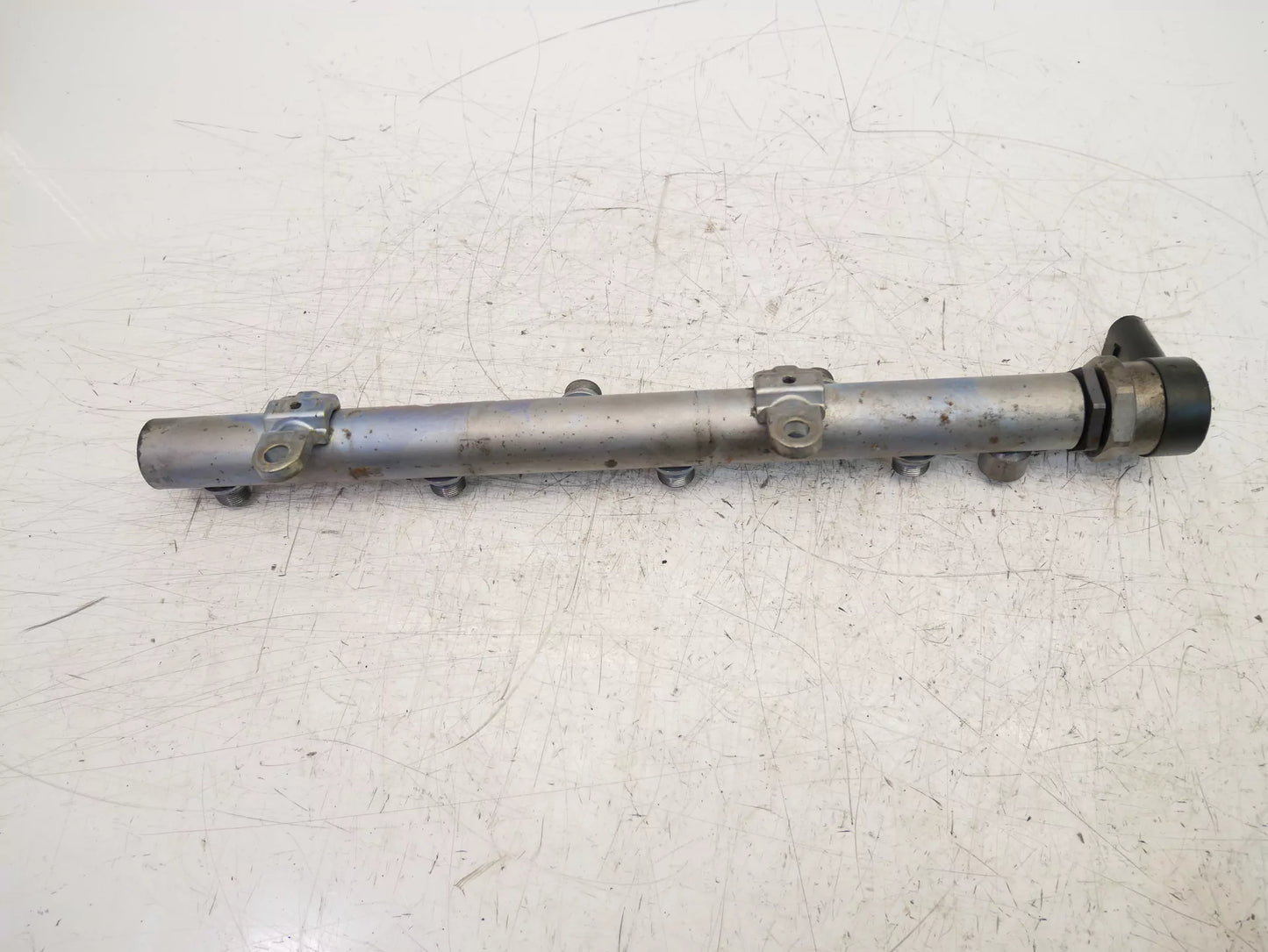 Rampa inyectora Audi 4,2 TDI Quattro V8 BTR 057130090L