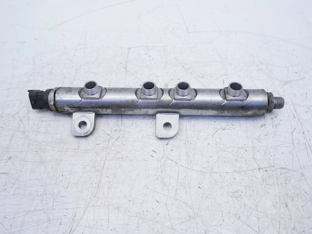 Rampa inyectora Land Rover 3,0 SDV6 Diesel 306DT 0445216048