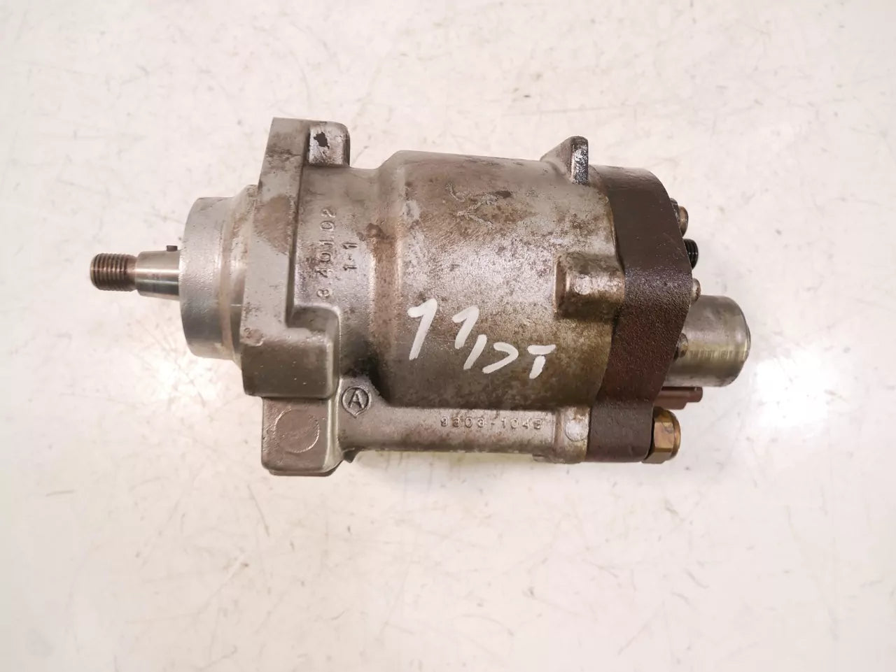 Bomba de alta presión Kia Carnival Sedona 2.9 Diesel J3 331004X700