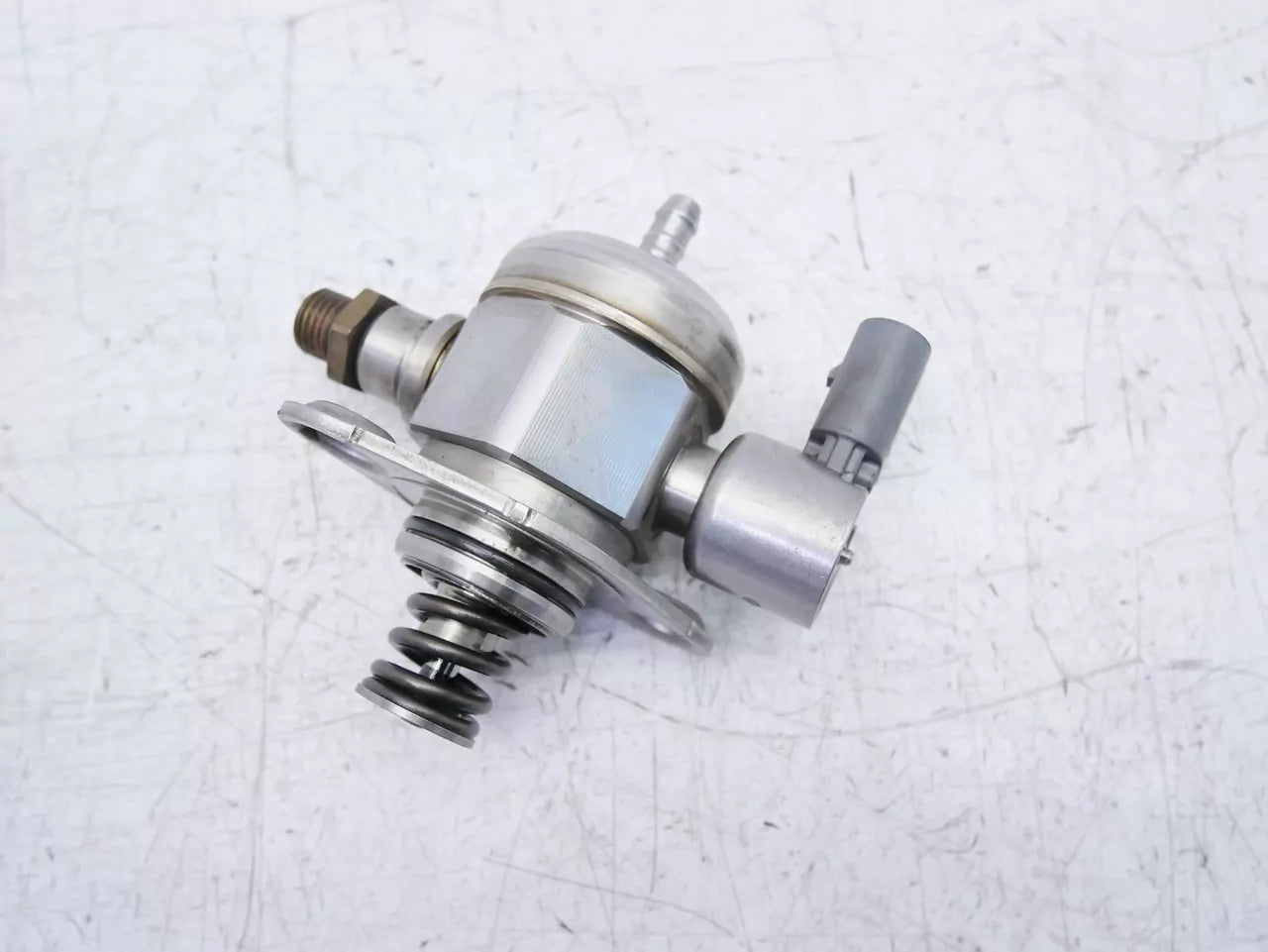 Bomba de combustible Audi Seat Skoda Volkswagen 1,8 TFSI TSI CDAA CDAB CDA 06H127025M