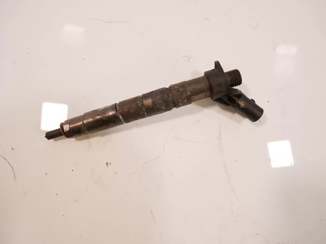 Inyector Boquilla de inyección Mercedes-Benz 1,6 C 200 d OM654.916 654.916 A6540700187