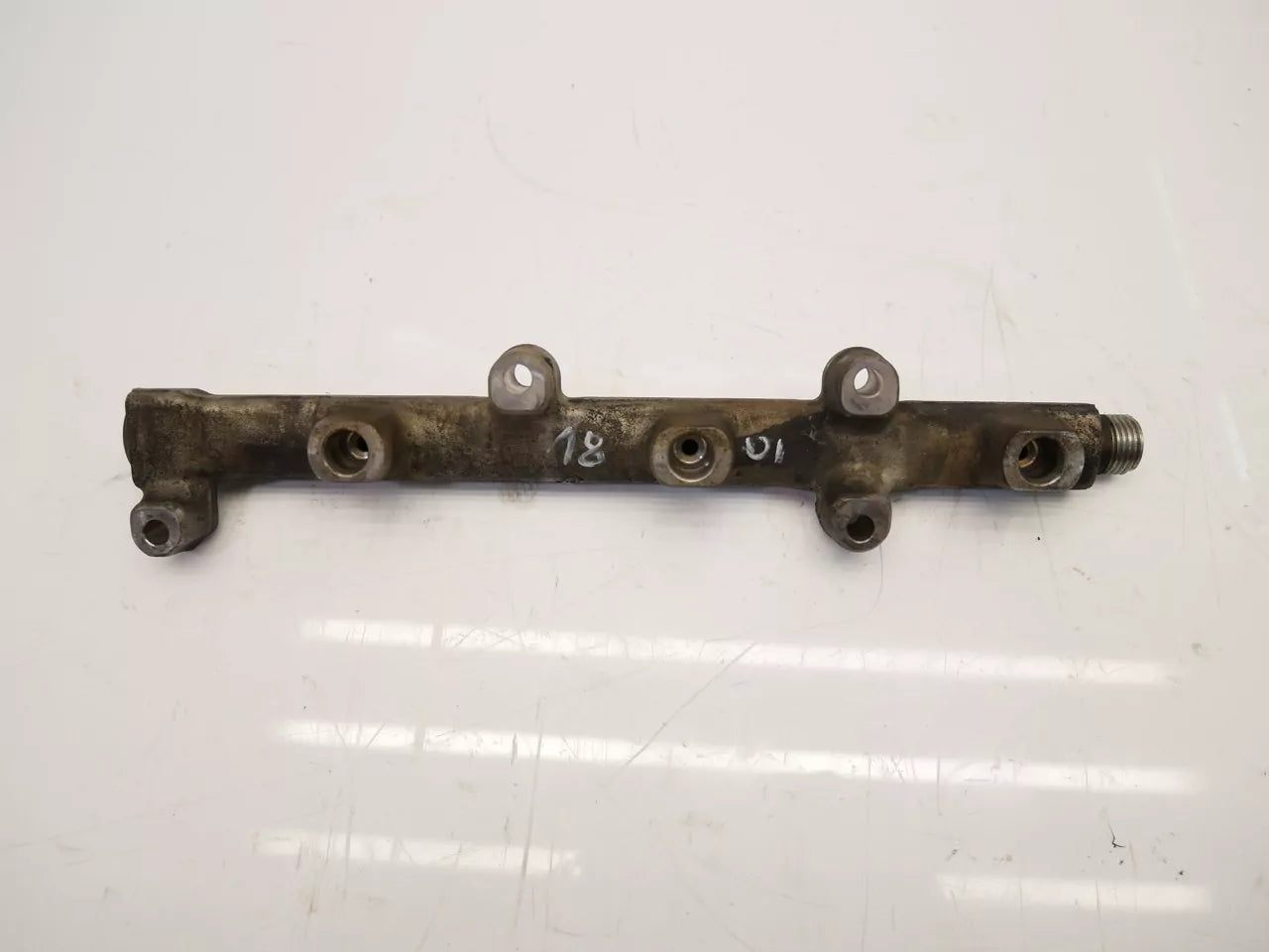 Rampa inyectora Audi Seat Skoda Volkswagen 1,0 TSI gasolina DKRF DKR