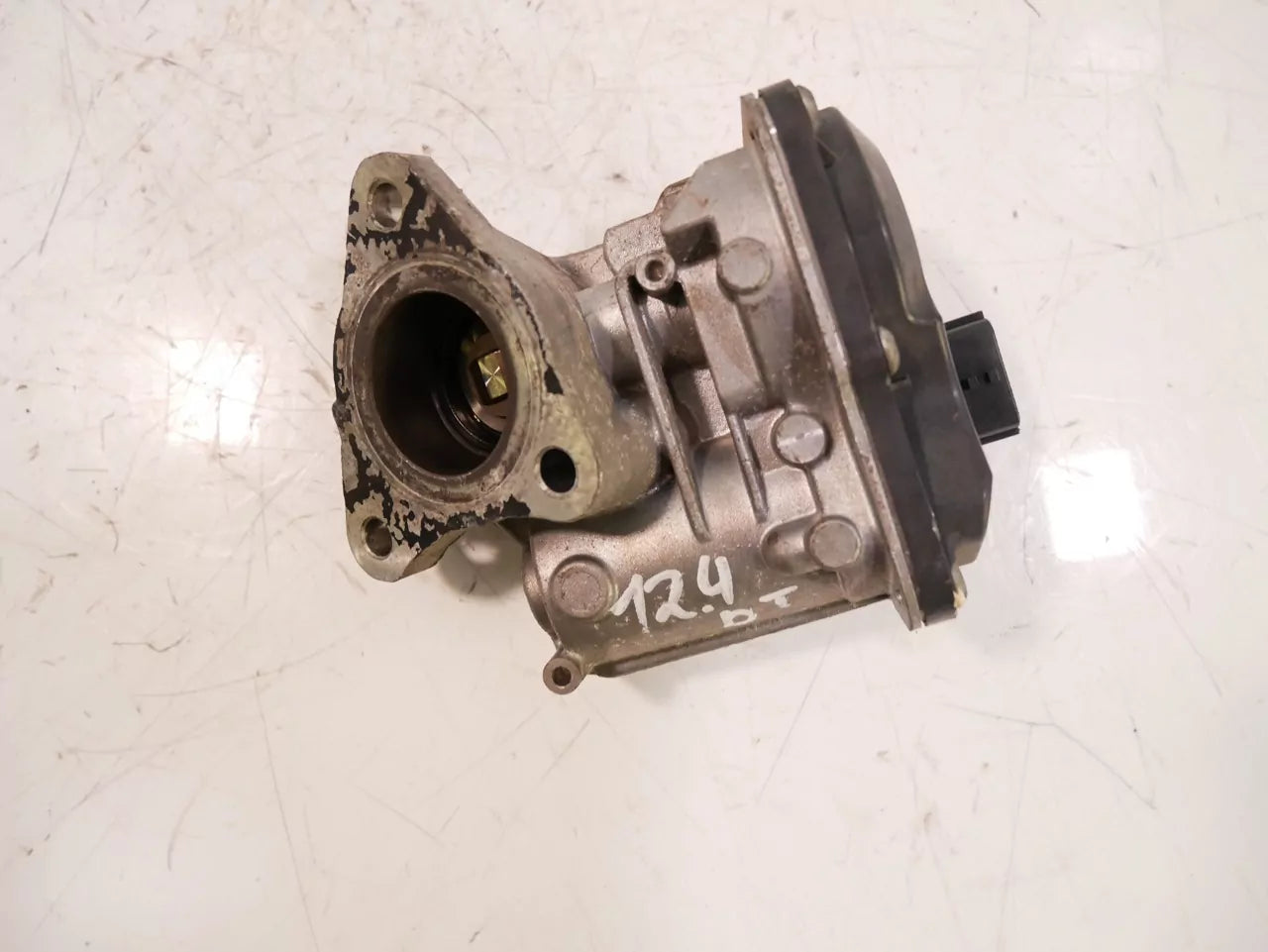 Válvula EGR Mercedes-Benz 1,5 A180 CDI K9KA460 OM607.951 147104647R