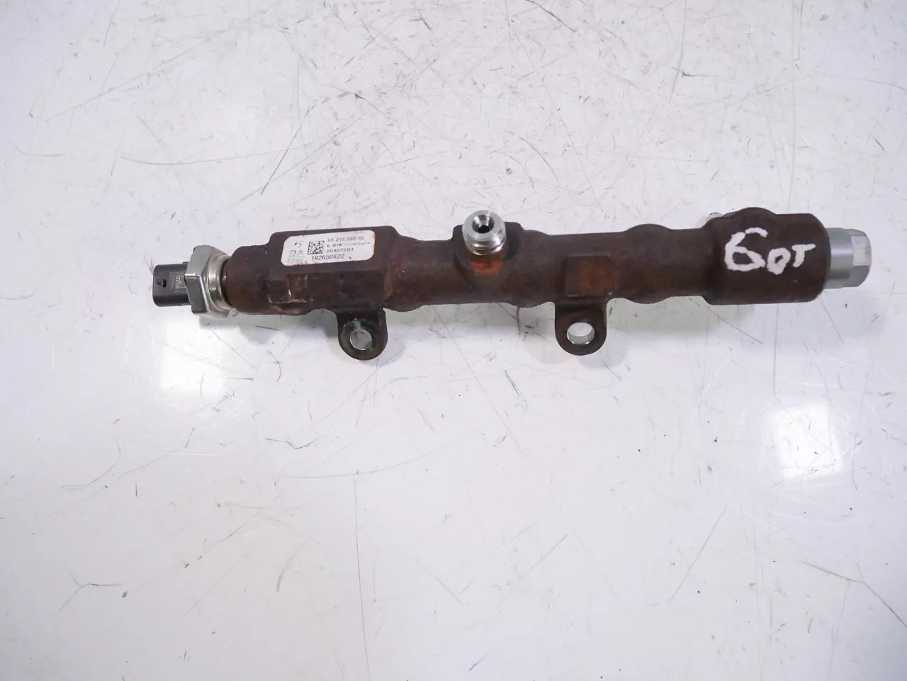 Rampa inyectora Peugeot Citroen 1,5 BlueHDi D YHY DV5RD 9821399680