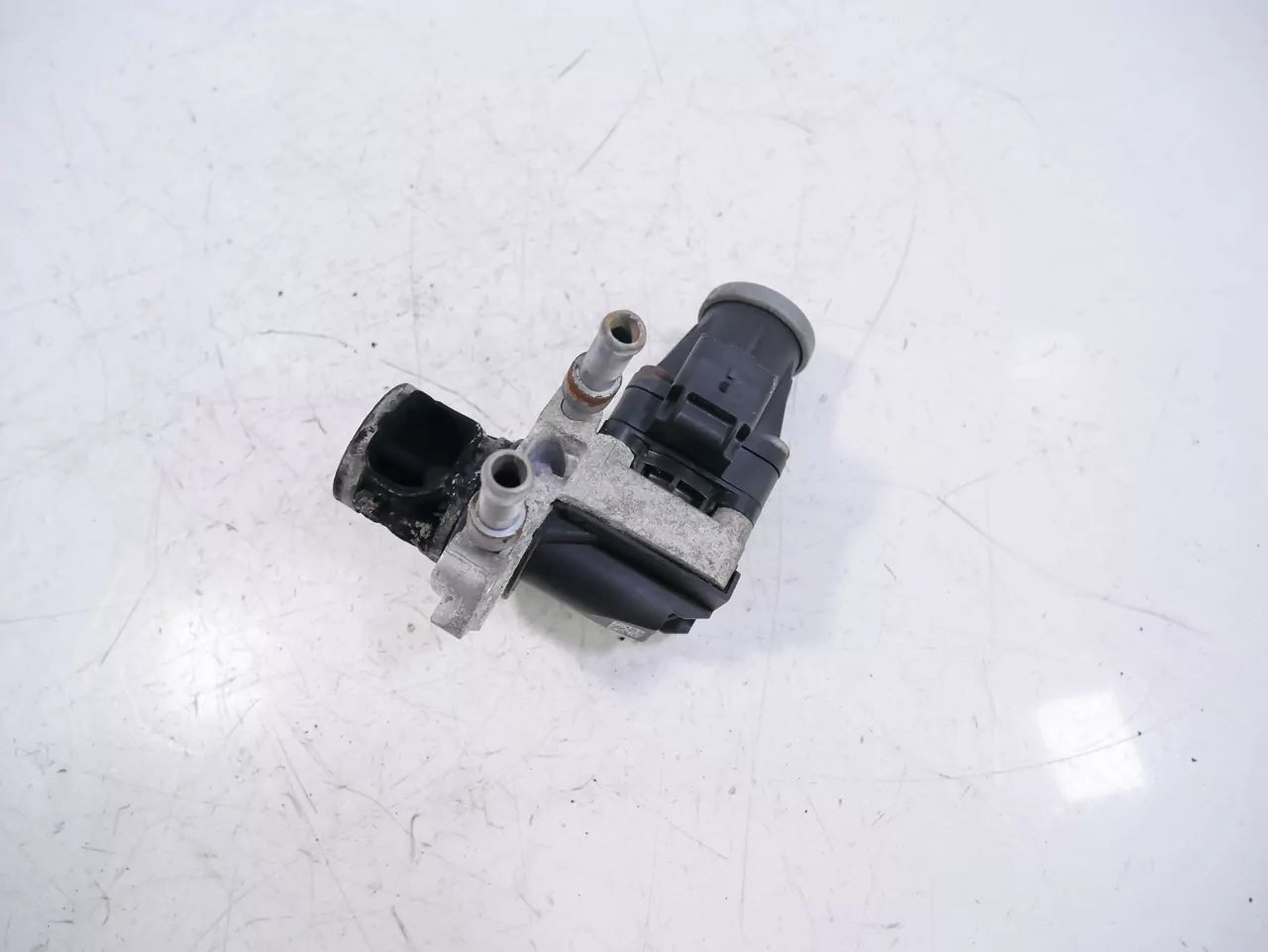 Válvula EGR Peugeot Citroen 1,5 BlueHDi D YHY DV5RD 707794190