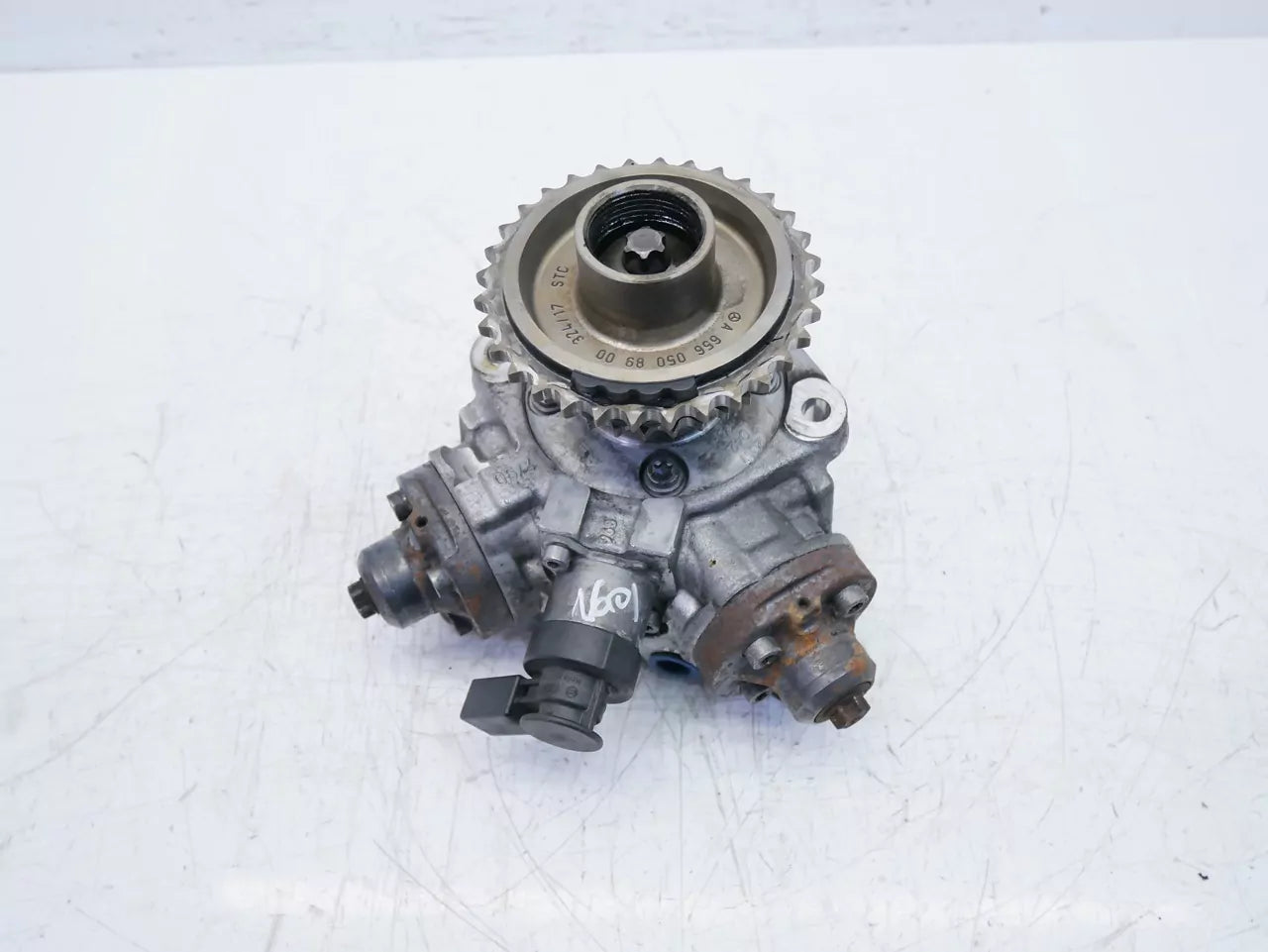 Bomba de alta presión Mercedes-Benz W222 V222 3.0 d 656.929 OM656.929 A6560700001