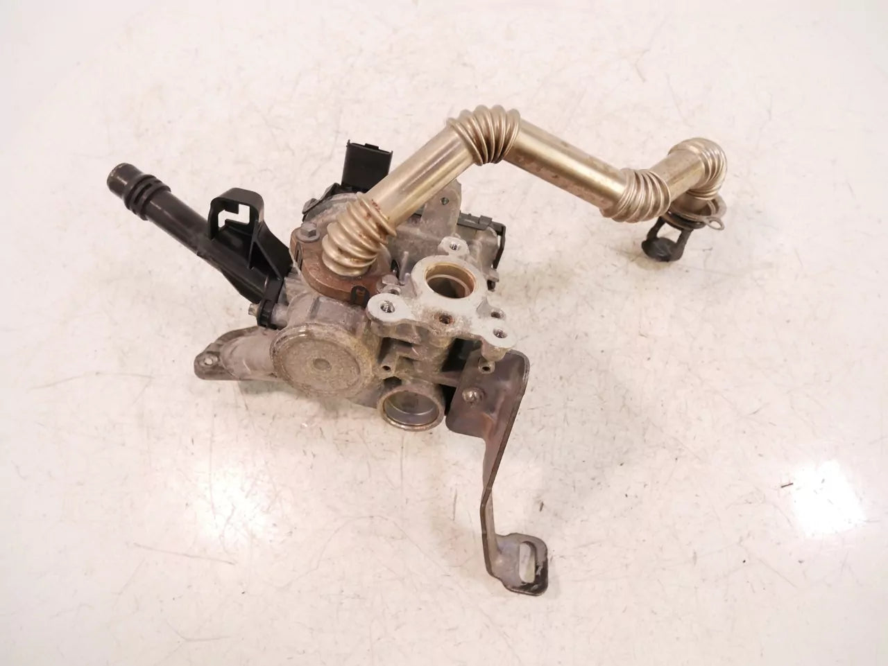 Válvula EGR Peugeot 1,6 BlueHDI BH01 BHZ DV6FC 9807369980