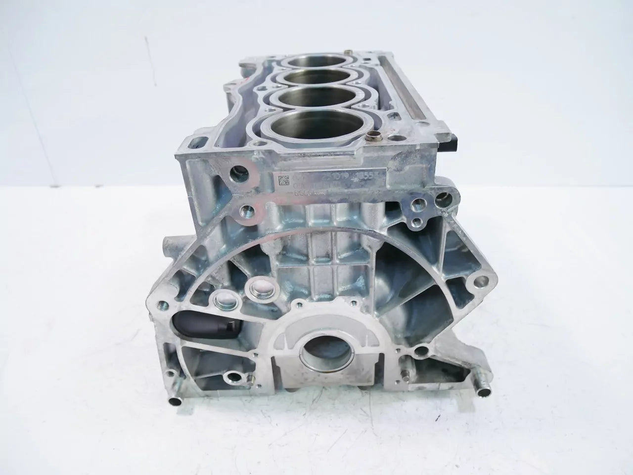 Defecto de bloque de motor Volkswagen Touran 5T 1,5 TSI DPCA DPC 05E103023G