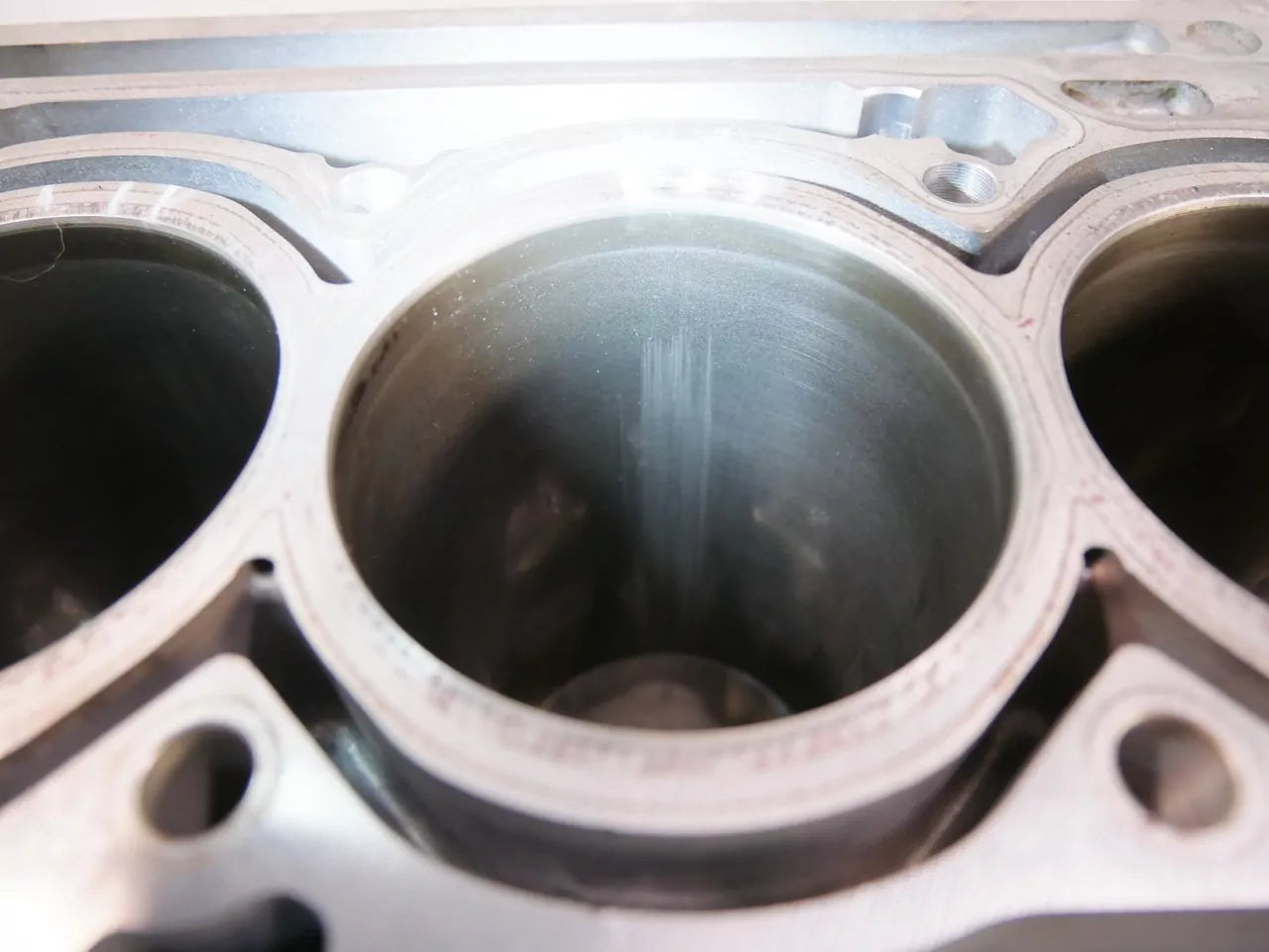 Defecto de bloque de motor Volkswagen Touran 5T 1,5 TSI DPCA DPC 05E103023G