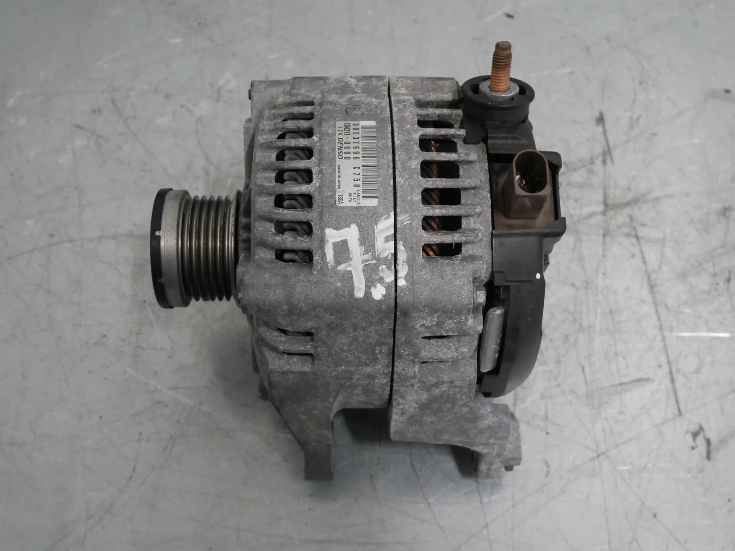 Alternador Alfa Romeo Giulia 952 2,0 gasolina 55273835 50537696