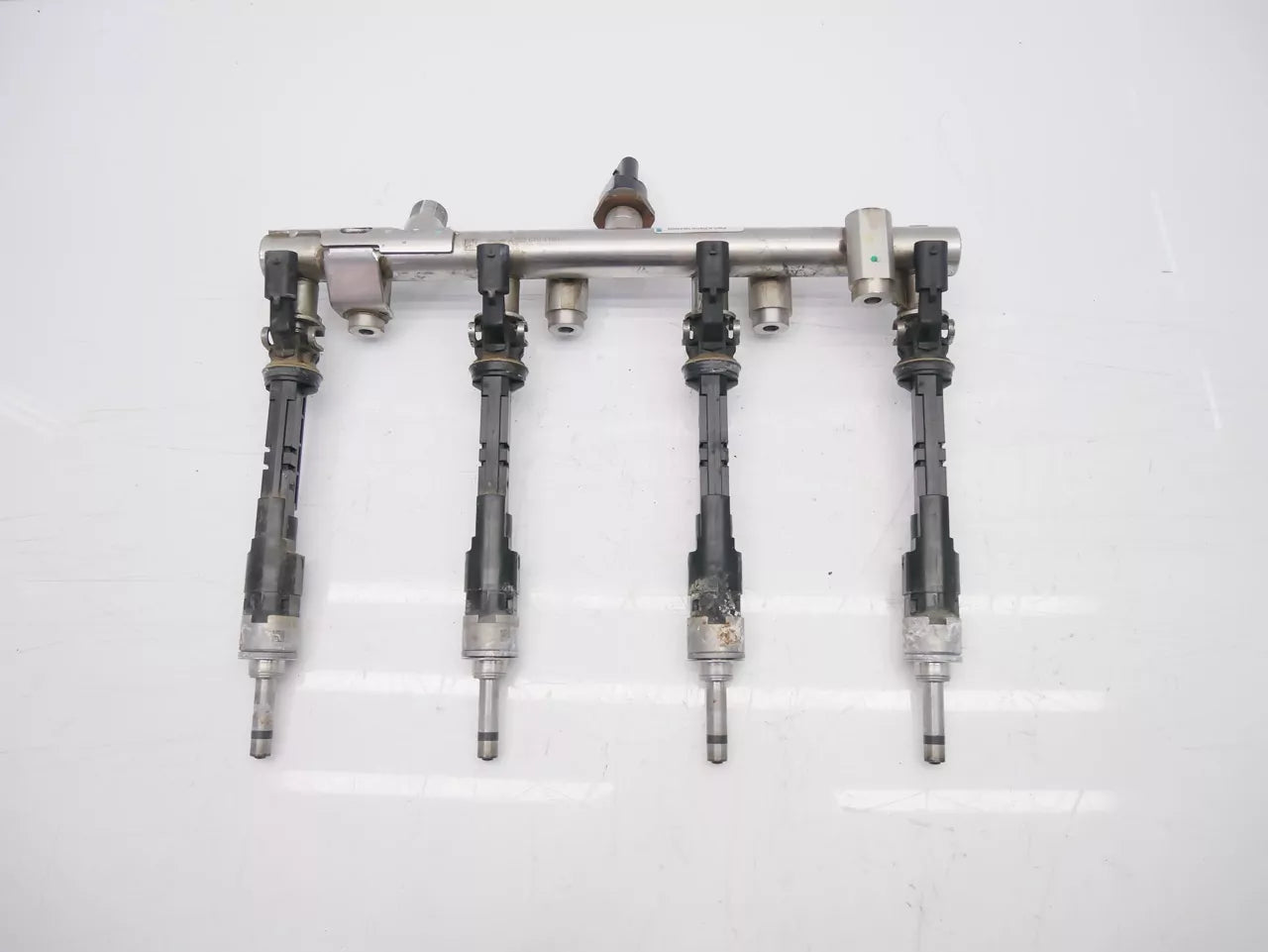 Barra de inyectores Nissan X-Trail Qashqai II 1.3 DIG-T HR13DDT HR13 175220286R