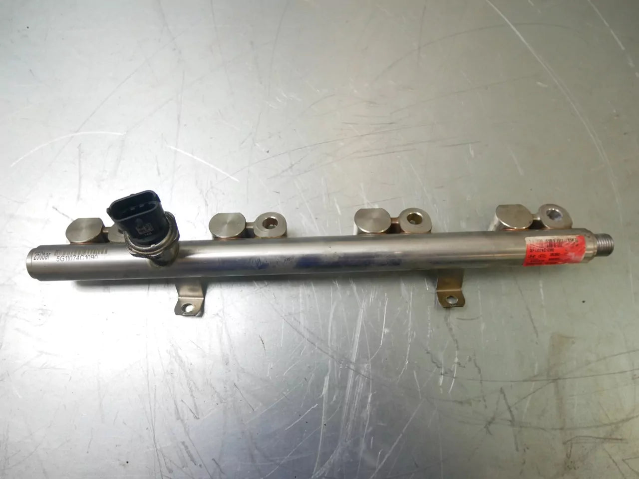 Carril del inyector Kia Hyundai Tucson 1.6 T-GDi G4FJ 35350-2B 35340-2B300