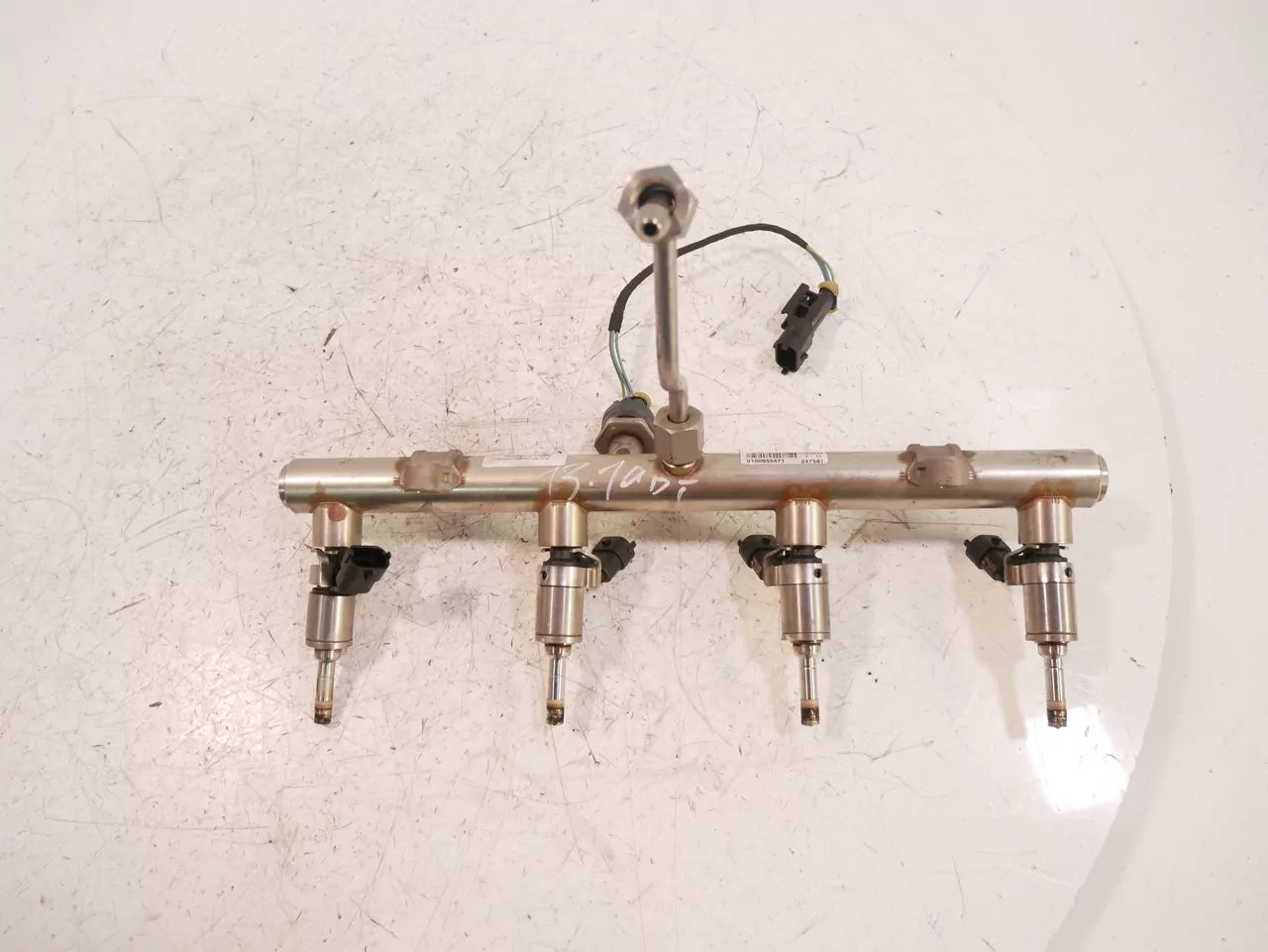 Rampa de inyectores Ferrari 4,3 gasolina F131B48 F131 F131B 247581