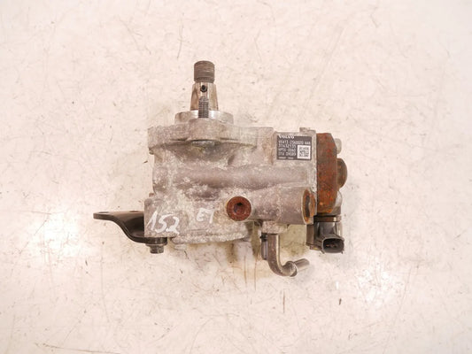 Bomba de alta presión Volvo V40 MK3 525 526 2.0 D2 Diesel D4204T8 31432135