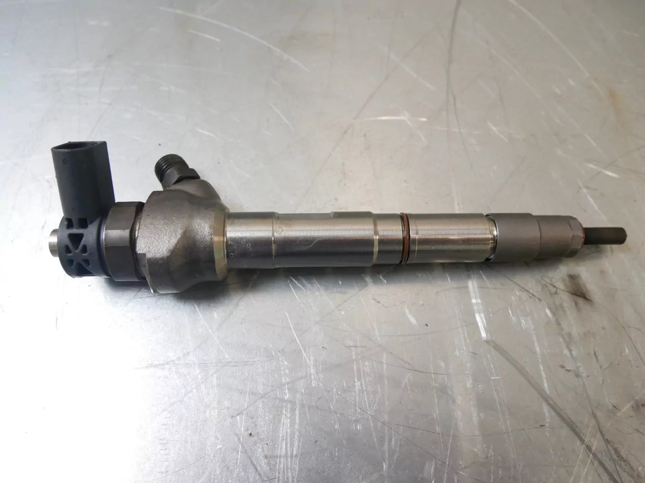 Boquilla de inyección Volkswagen Passat 2.0 TDI Diesel DFGA DFG 04L130277AC