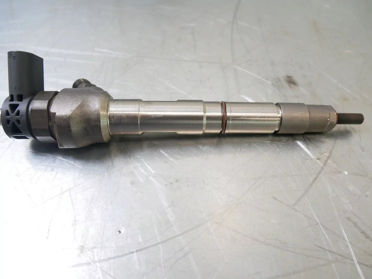 Boquilla de inyección Volkswagen Passat 2.0 TDI Diesel DFGA DFG 04L130277AC