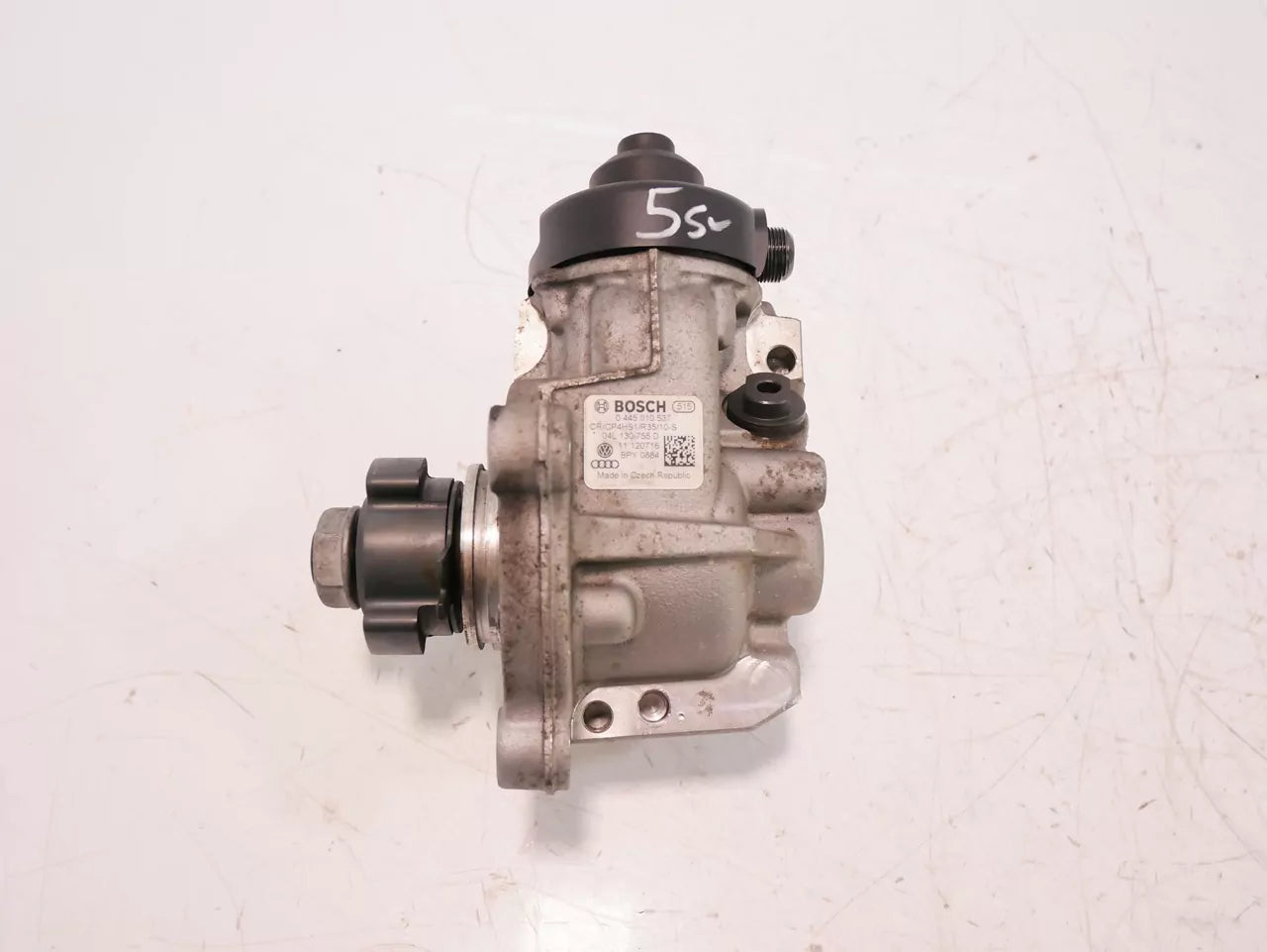 Bomba de alta presión Volkswagen Caddy 2.0 TDI DFS DFSD 0445010537 04L130755D