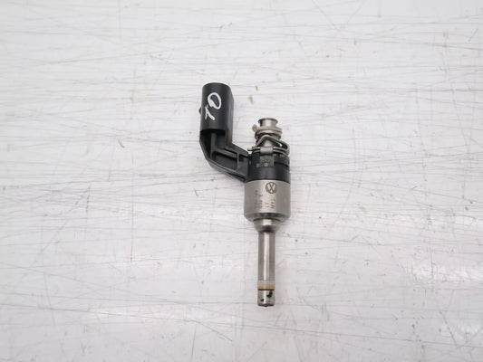 Inyector de combustible Volkswagen Golf Jetta Touran 1,4 TSI BLG 03C906036E
