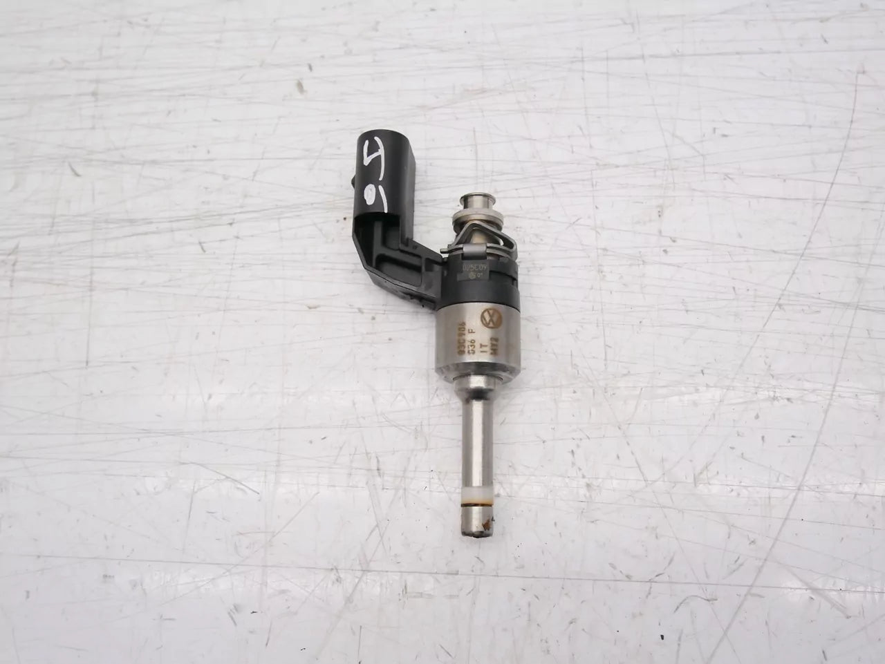 Boquilla de inyección Volkswagen Golf Jetta 1.4 TSI gasolina CAVD CAV 03C906036F