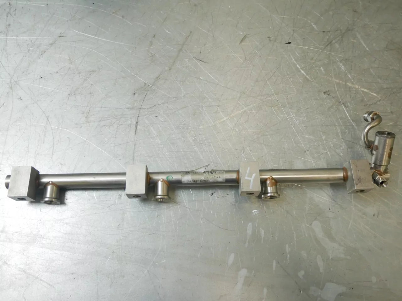 Rampa inyectora Audi Volkswagen Q7 Touareg 3.6 V6 BHK 03H133316A