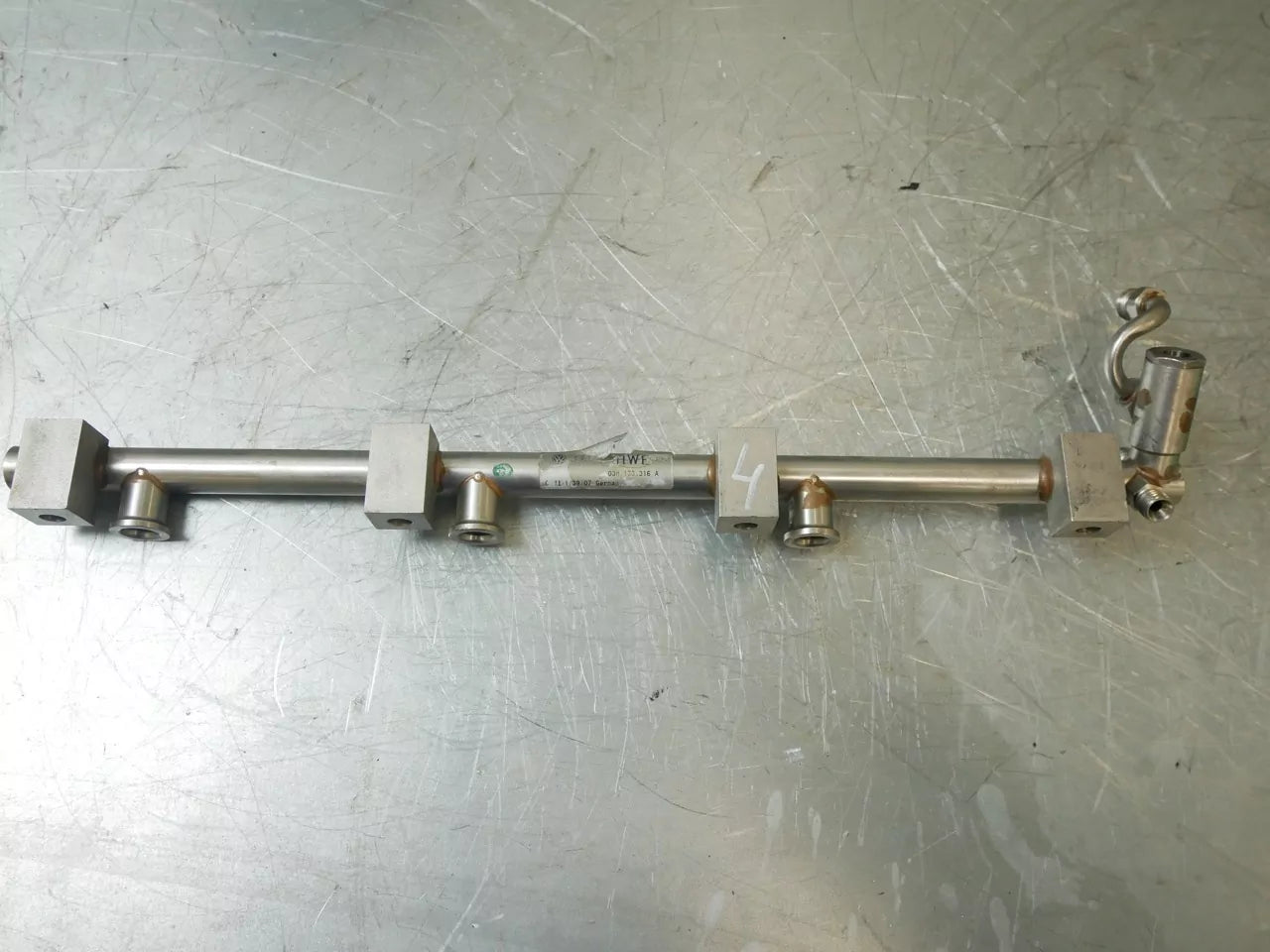 Rampa inyectora Audi Volkswagen Q7 Touareg 3.6 V6 BHK 03H133316A