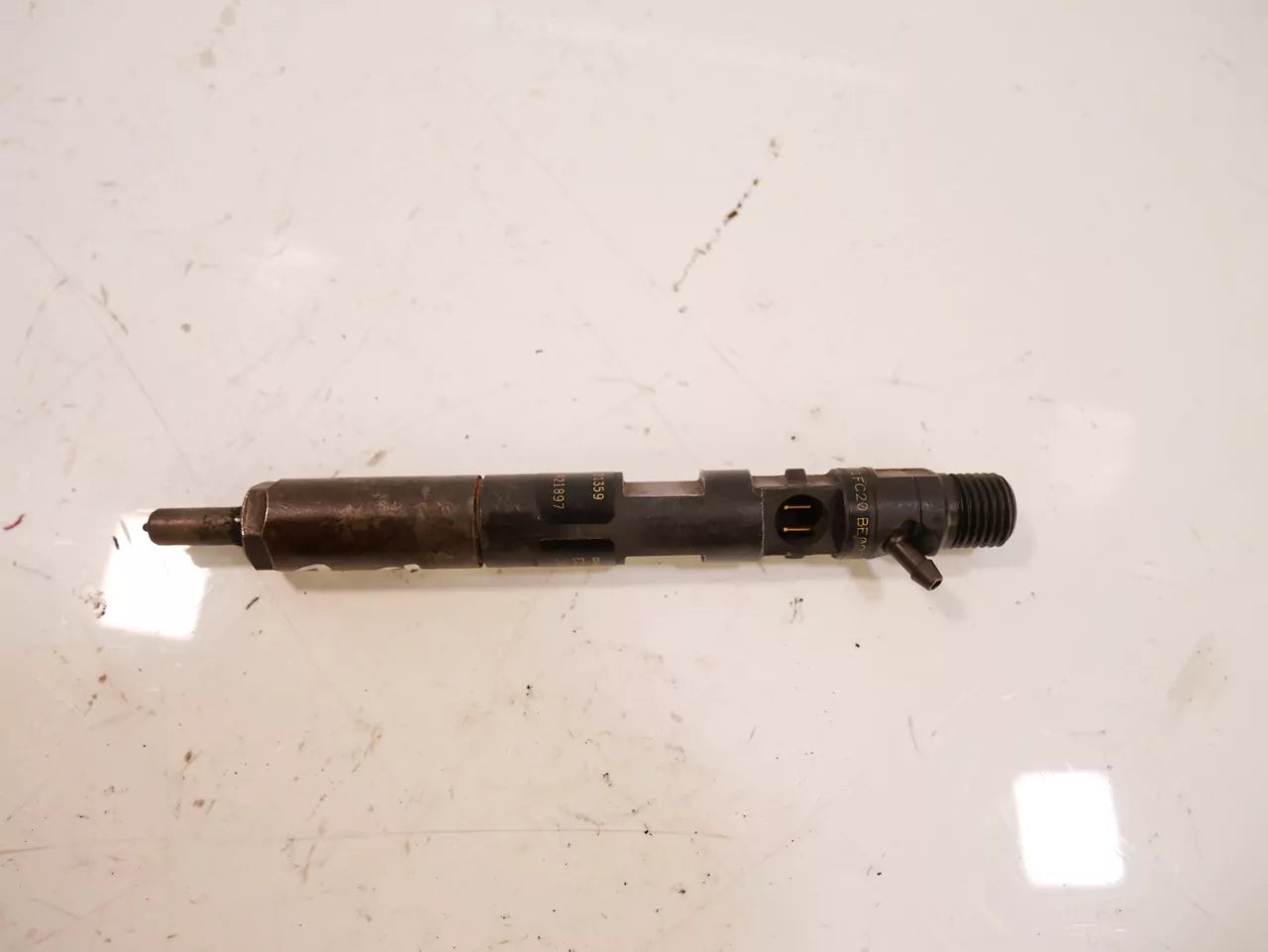 Inyector Boquilla de inyección Nissan 1,5 dCi K9K276 K9K 8200421359