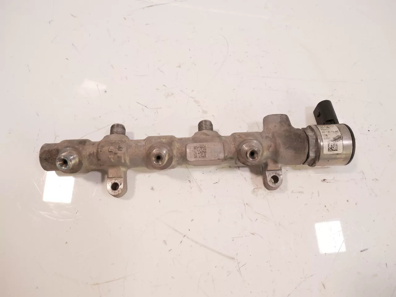 Rampa inyectora Audi 3,0 TDI 50 TDI DCPC DCP 057130764AS