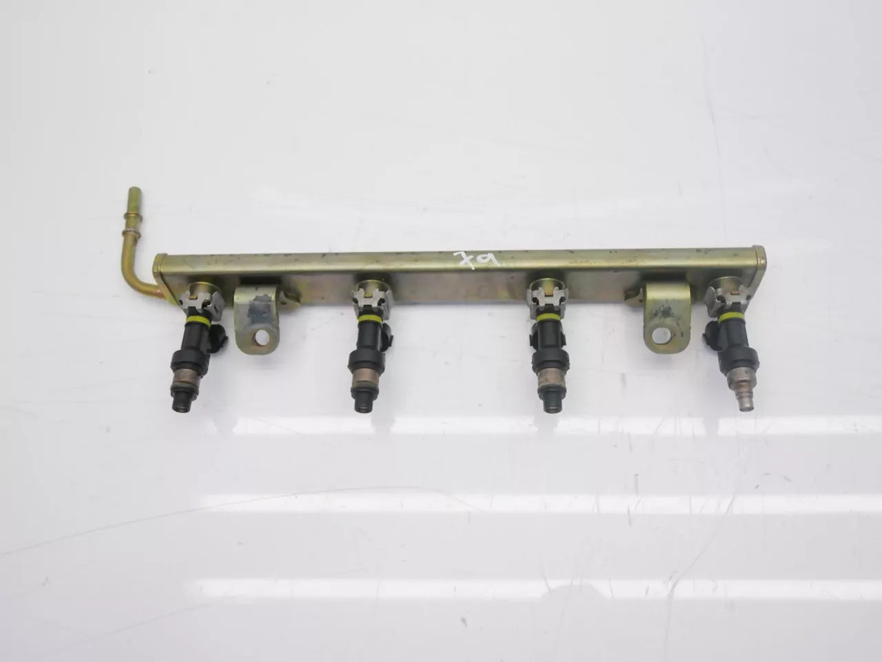 Riel inyector Nissan X-Trail Qashqai J10 2.0 MR20DE MR20 FBY2850 500*5705