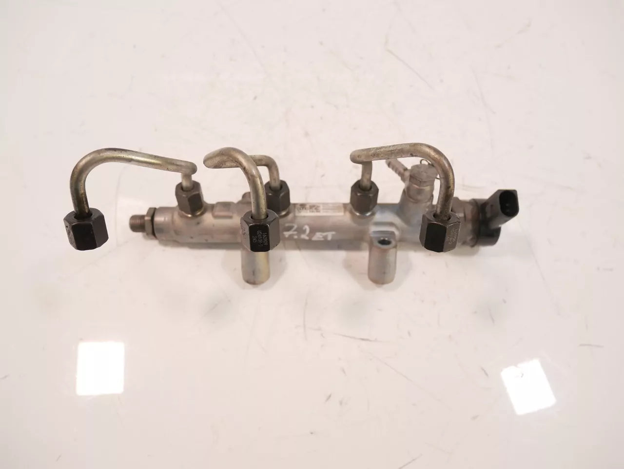 Rampa inyectora Audi Porsche 3,0 TDI S CTB CTBA CTBB CTBC MCT.BB MCT.BA MCT.BC 059130090CN